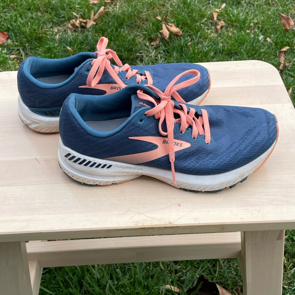 Brooks Ravenna 11 Running Shoes, Blue, Women's 7